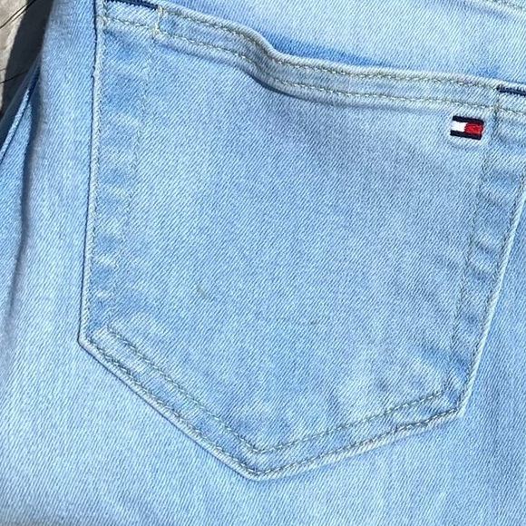 American Eagle Jeggings (ripped) size 10 & Tommy Hilfiger skinny Jeans size 8 - Picture 5 of 5